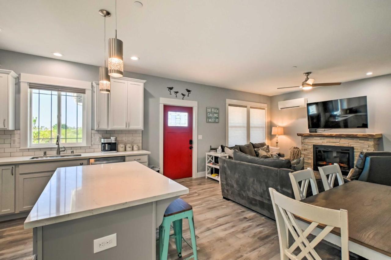 Ocean Shores Getaway With Fireplace And Hot Tub! Bagian luar foto