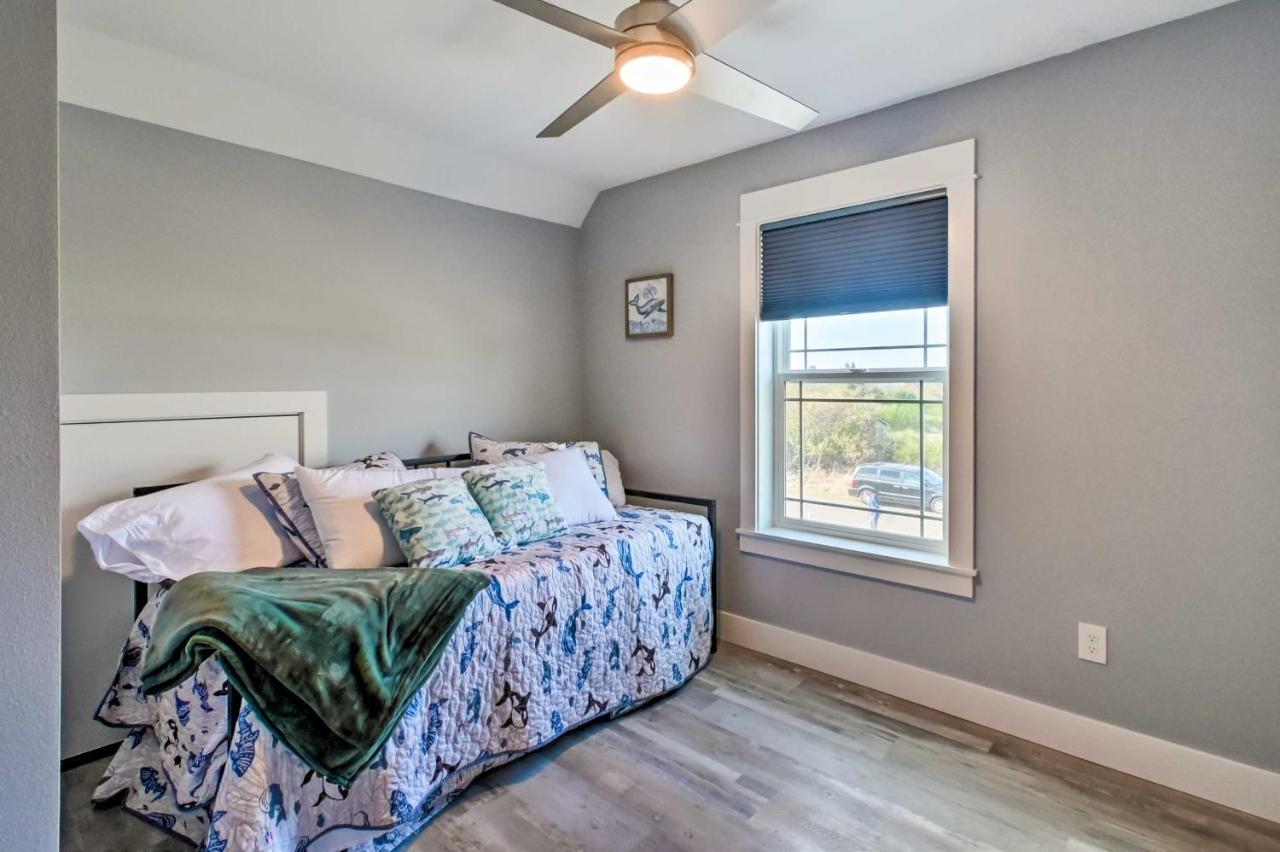 Ocean Shores Getaway With Fireplace And Hot Tub! Bagian luar foto